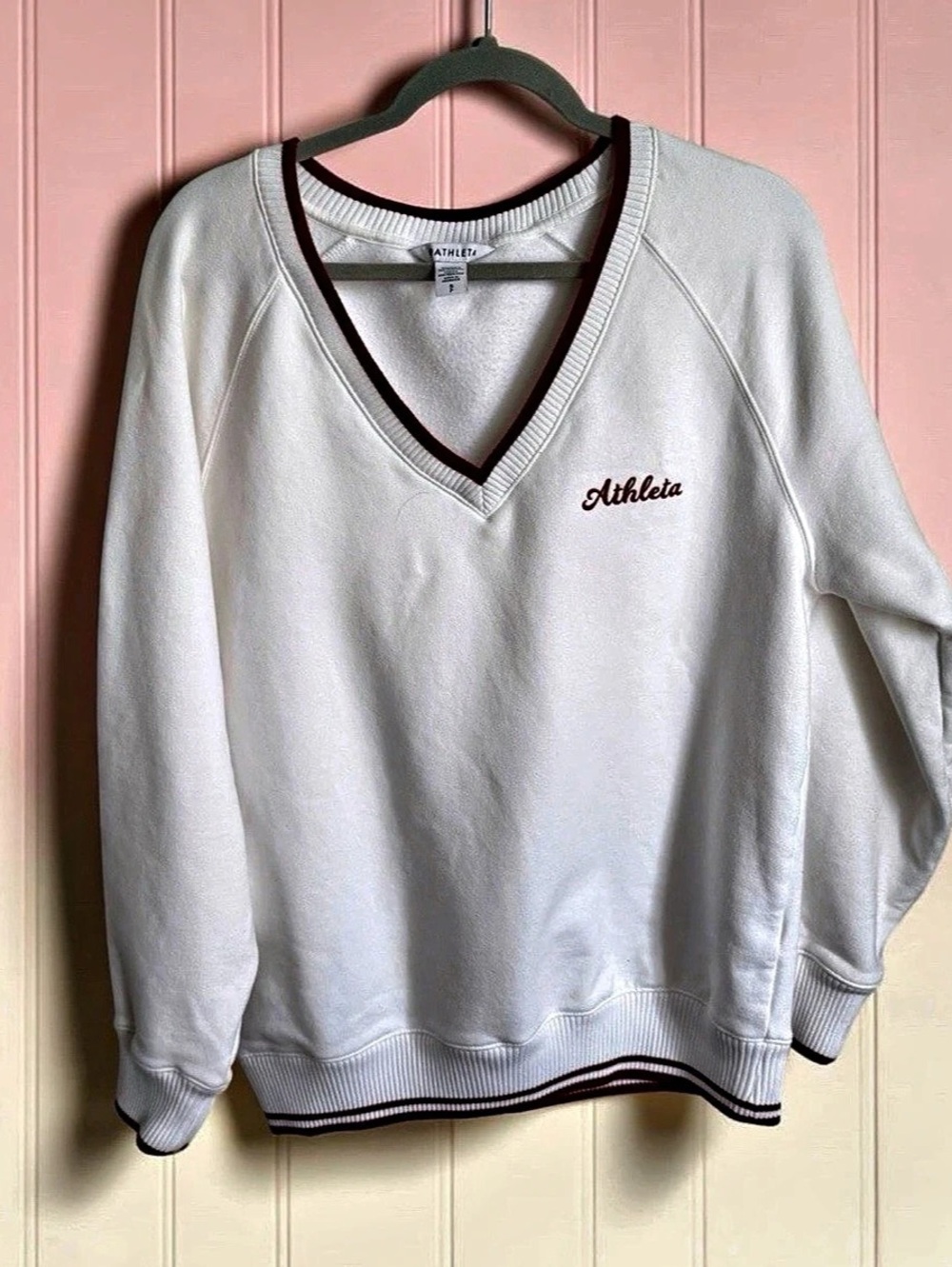 Athleta V-Neck Sweatshirt in White & Red Size Small Like New
